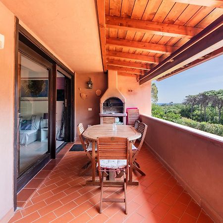 Purple House, 30M To Beach Pula Bagian luar foto