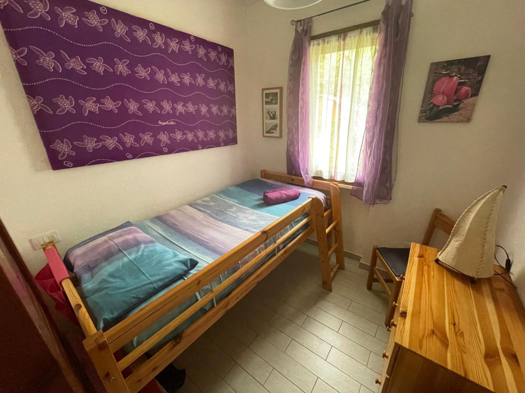Purple House, 30M To Beach Pula Bagian luar foto