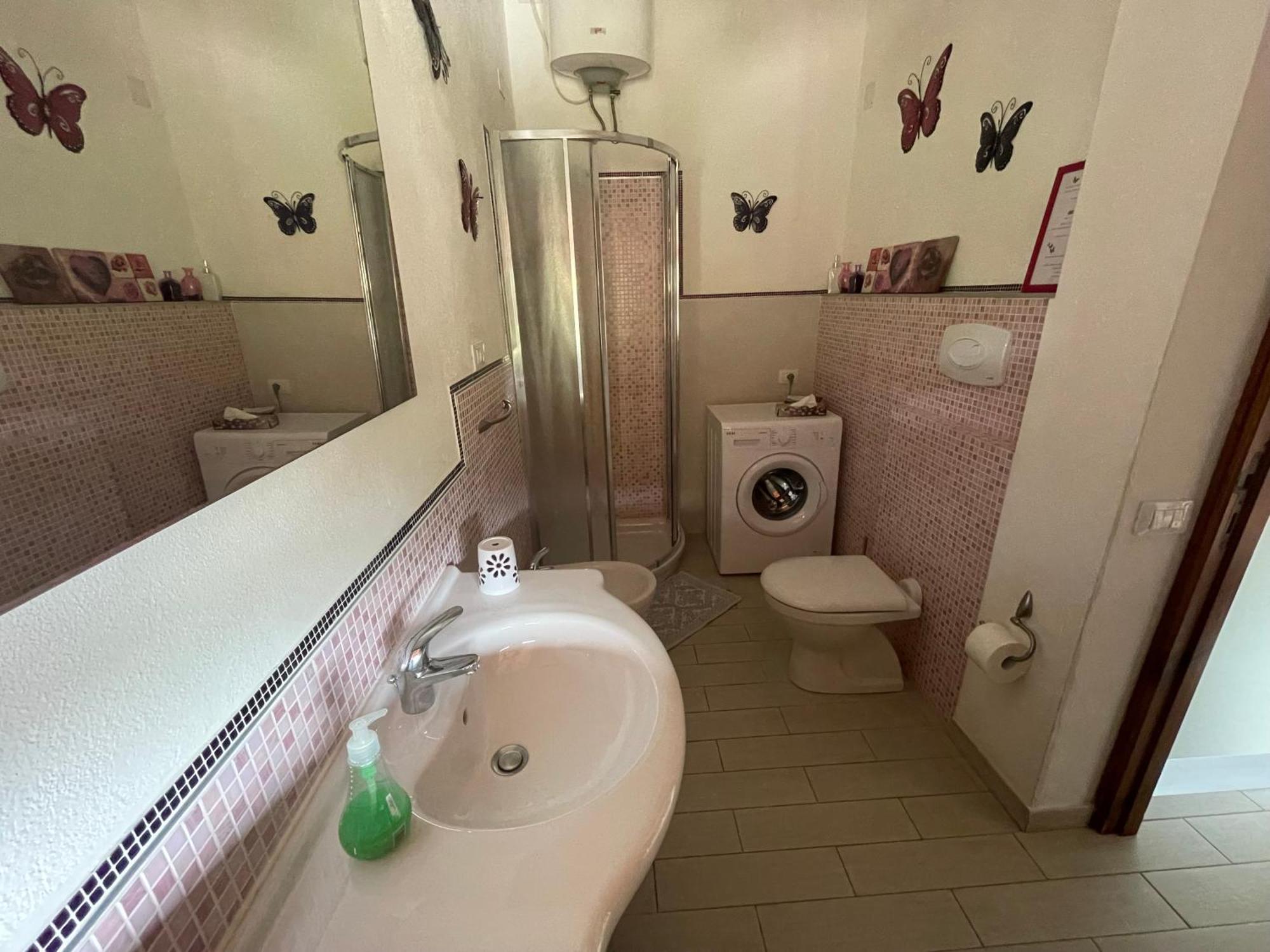 Purple House, 30M To Beach Pula Bagian luar foto